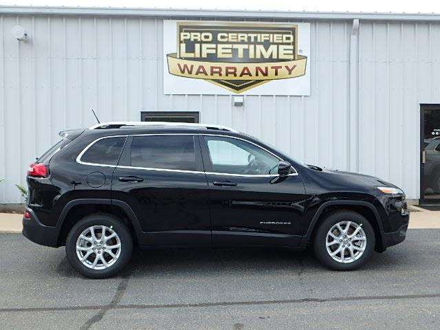 2017 Jeep Cherokee Latitude 4dr SUV